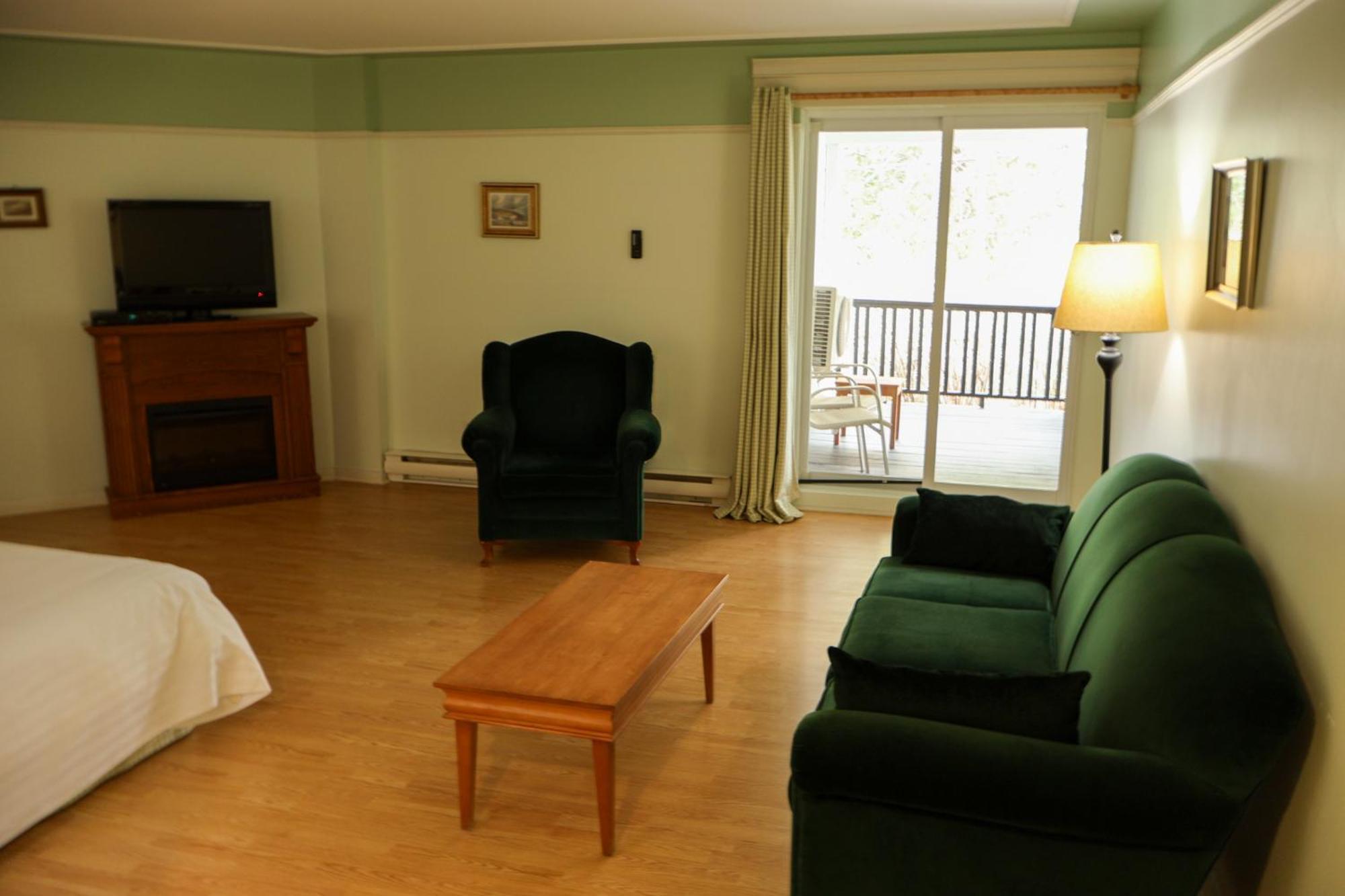 Hotel Au Petit Berger La Malbaie Εξωτερικό φωτογραφία