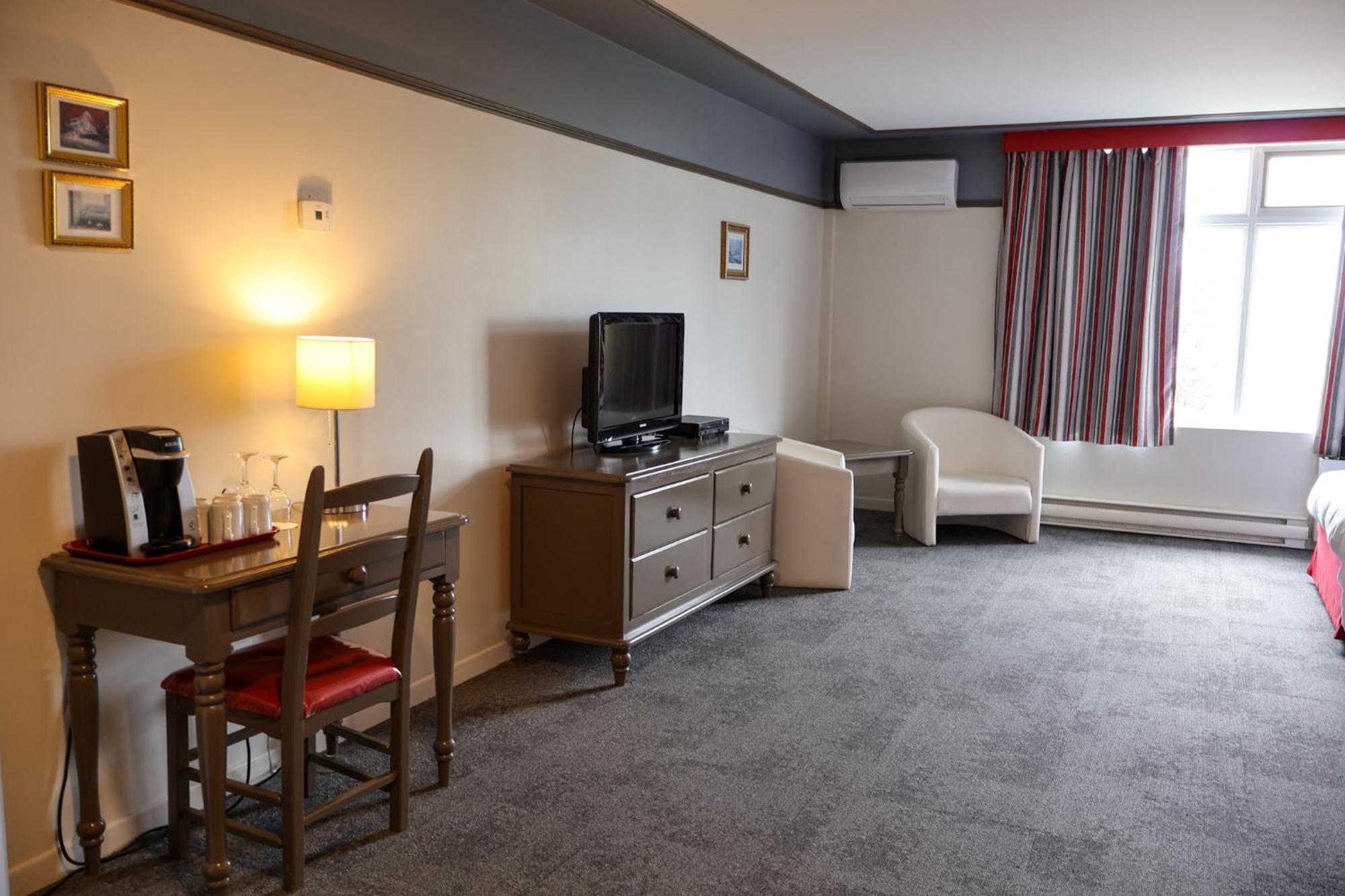Hotel Au Petit Berger La Malbaie Εξωτερικό φωτογραφία