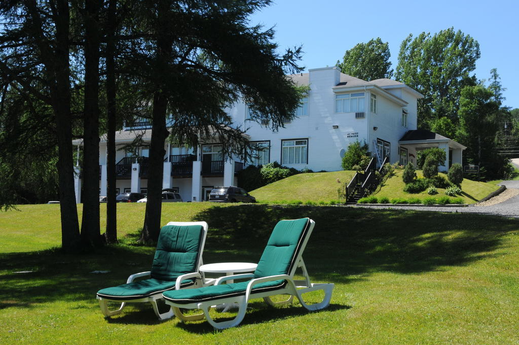 Hotel Au Petit Berger La Malbaie Εξωτερικό φωτογραφία